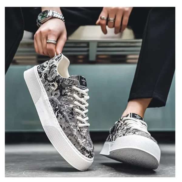 2025 New/ Arrival Men's Thick Soled Printed Shoes with Height Increasing Cushioning /Casual Shoes - Image 6