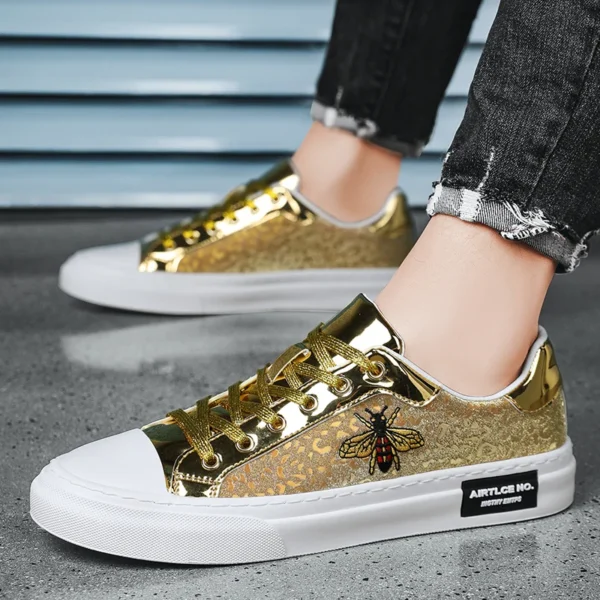 Hot Sale Gold Bee Sneakers Men Fashion Luxury Skateboard Shoes Men Original Designer Shoes Hip Hop Superstar Men's Skate Shoes - Image 3